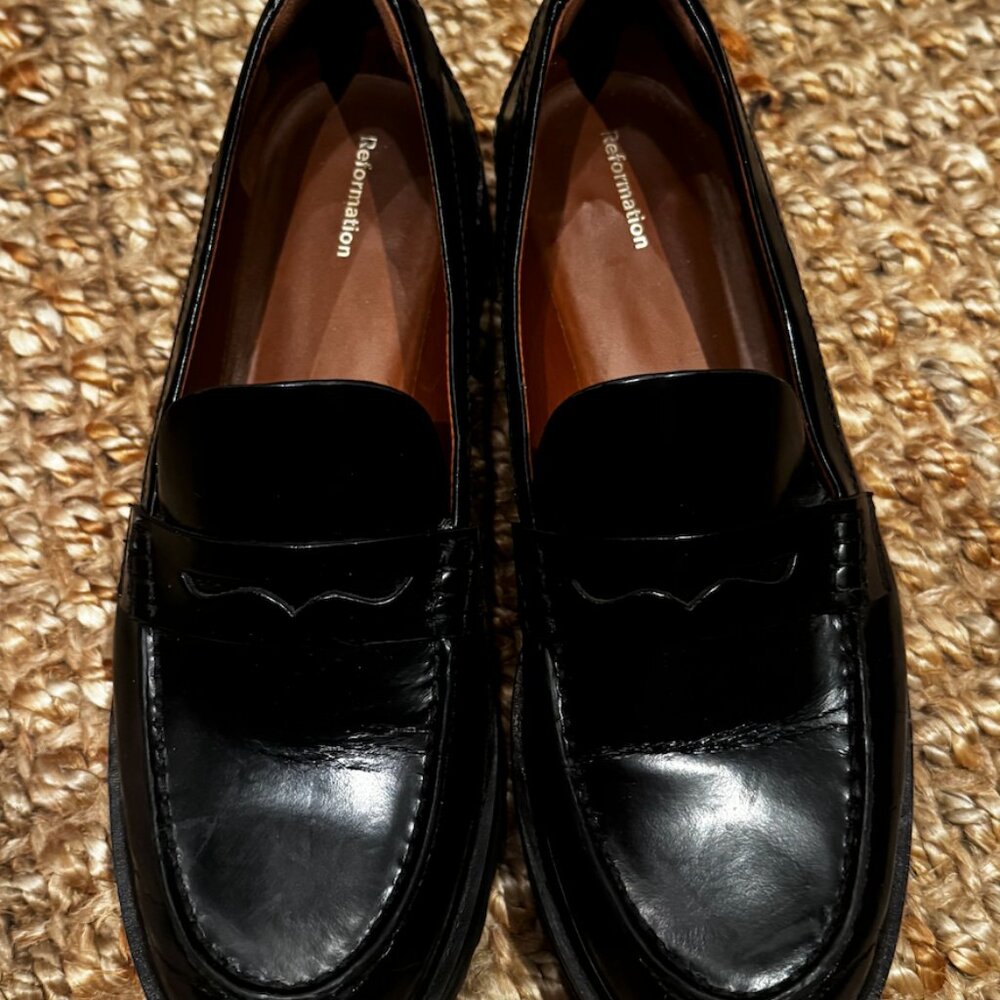 Reformation Agathea black leather lugg sole loafers - size 10 - Picture 3 of 5